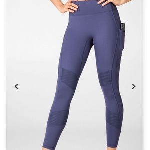 Fabletics Anywhere High-Waisted Moto 7/8 Leggings